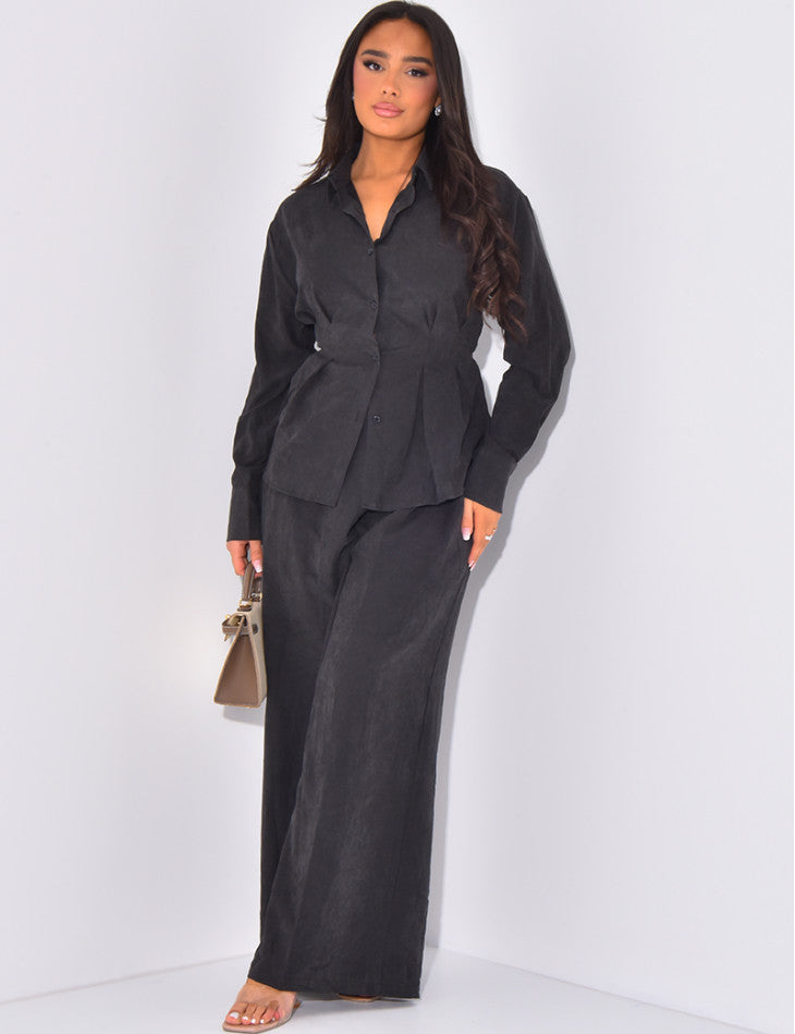 Ensemble pantalon effet daim et chemise ajustée à nouer