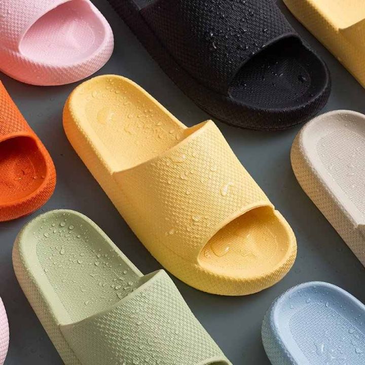 L’Essentiel à Vos Pieds