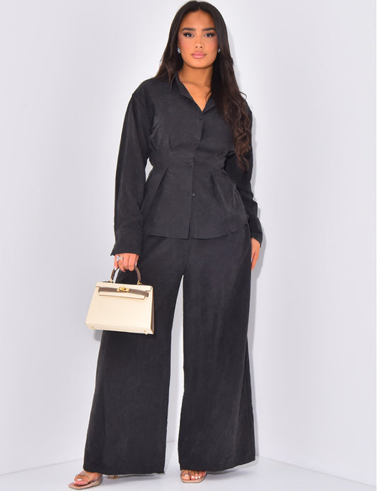 Ensemble pantalon effet daim et chemise ajustée à nouer